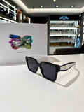 Prada - P87