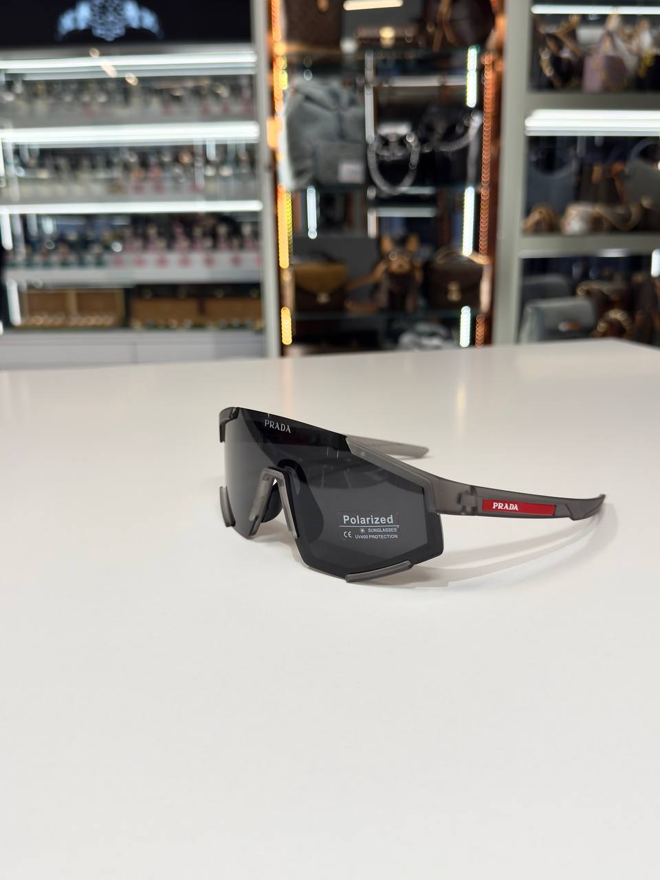 Prada - P27