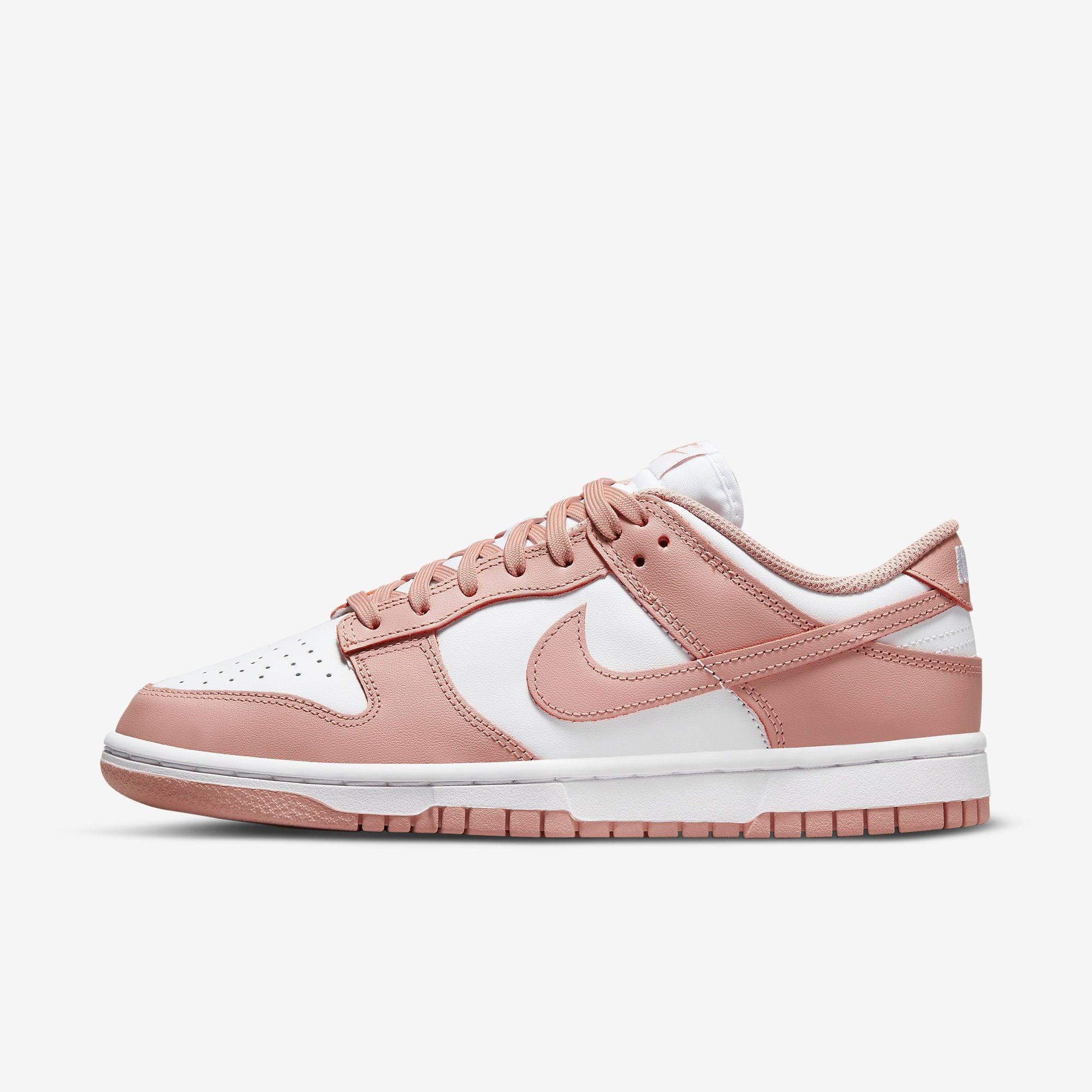 NIKE Wmns Dunk Low "Rose Whisper"