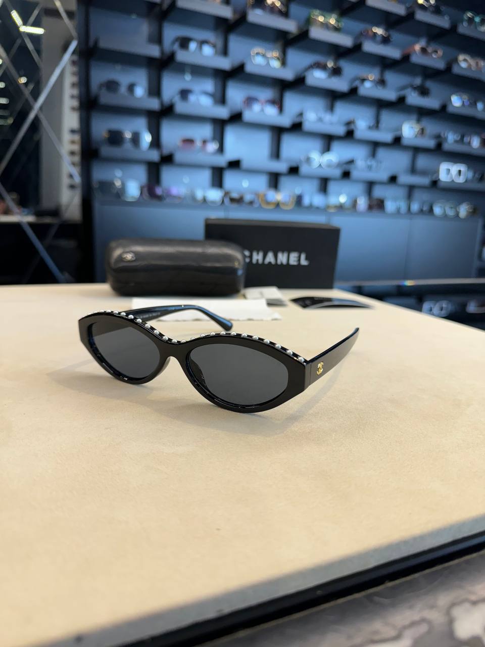 CHANEL CC12