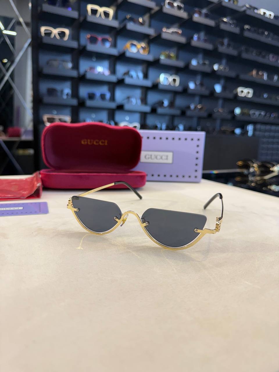 Gucci - GG19