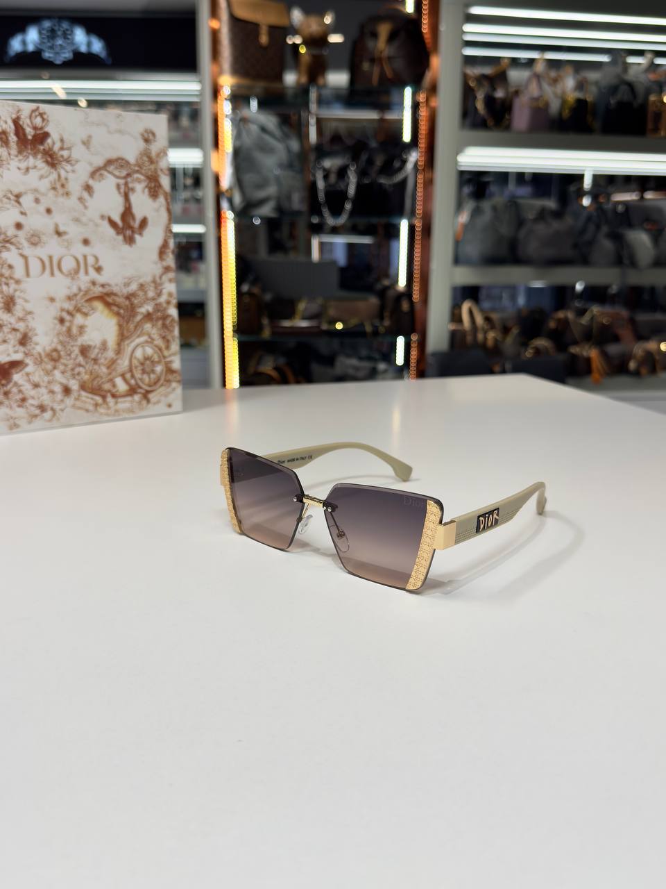 Dior - D01