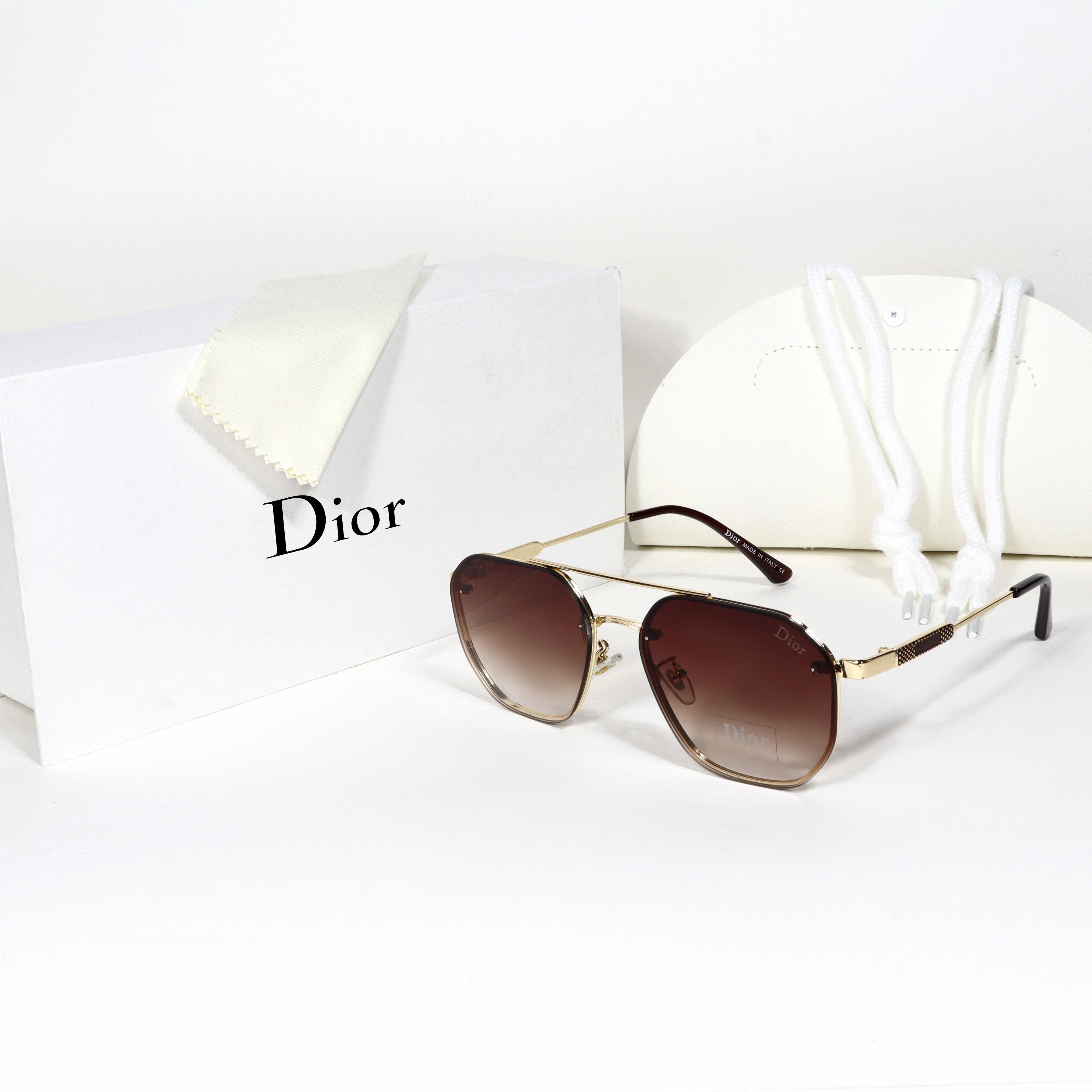 Dior - DR04