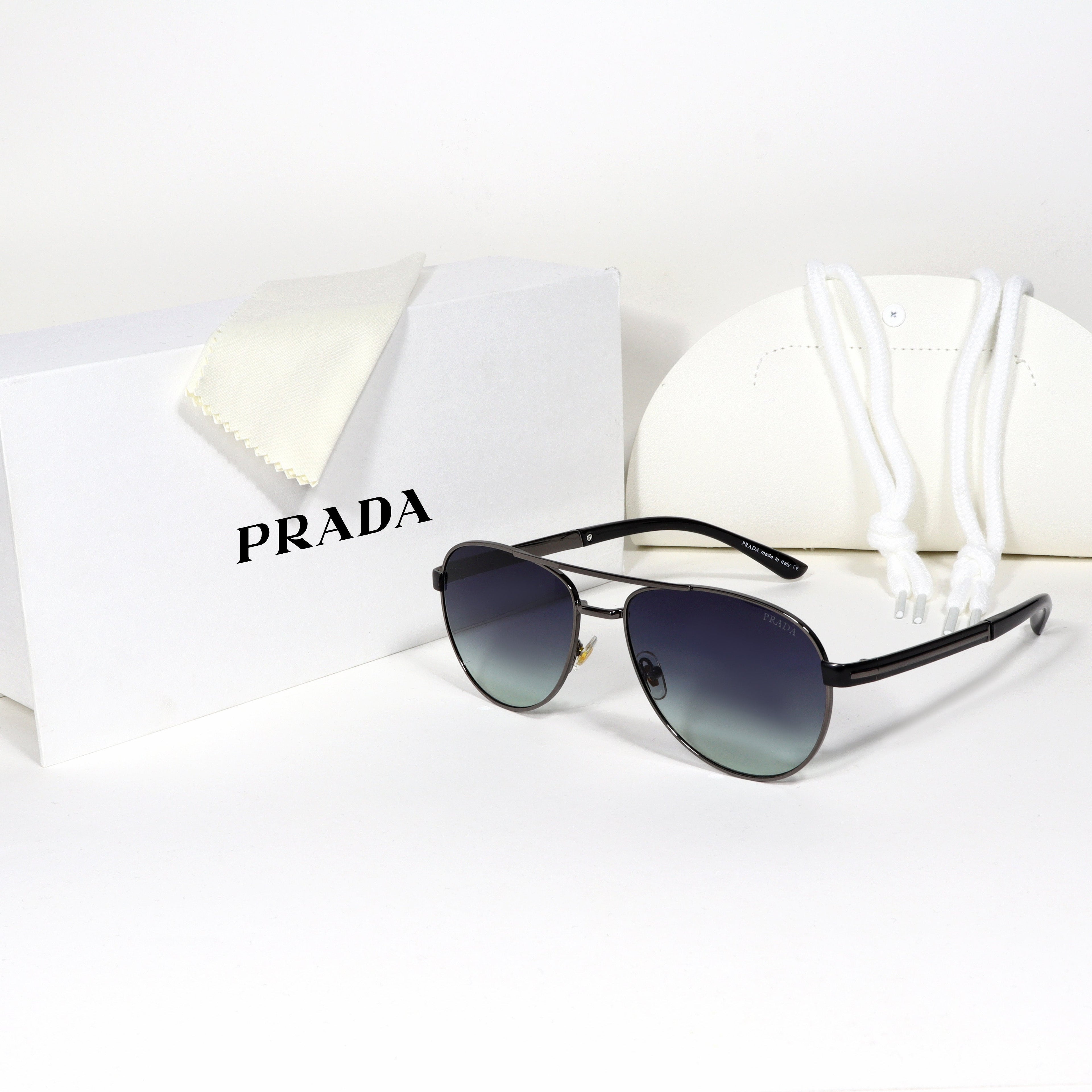 Prada - PD18